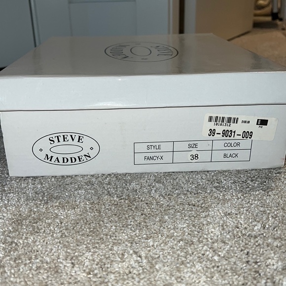 Steve Madden Leather Boots - Picture 4 of 4